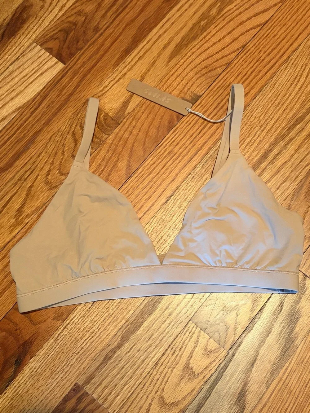 NWT SKIMS Fits Everybody Triangle Bralette - Clay - Picture 11 of 15